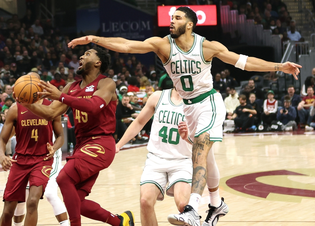 九游体育-关于塔图姆在法国队比赛中关键助攻,势不可挡引发热议!的信息