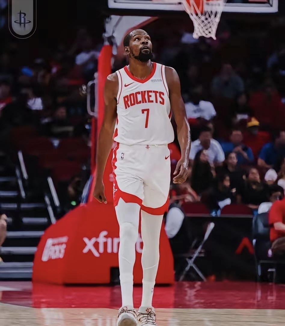 九游-杜兰特连续七场比赛得分超过突破纪录,加拿大队挑战极限!的简单介绍