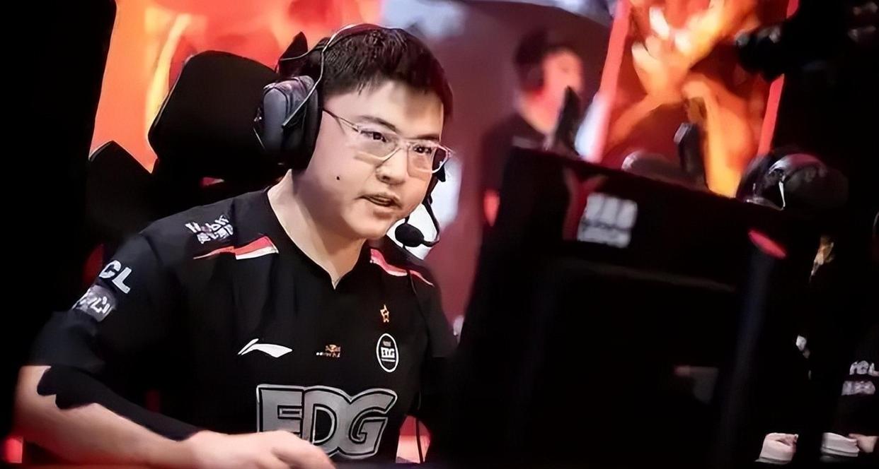 九游娱乐-Uzi迎来七赛季高光表现,美国队球迷沸腾!的简单介绍